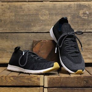 NWT Native AP Mercury Liteknit shoes, black